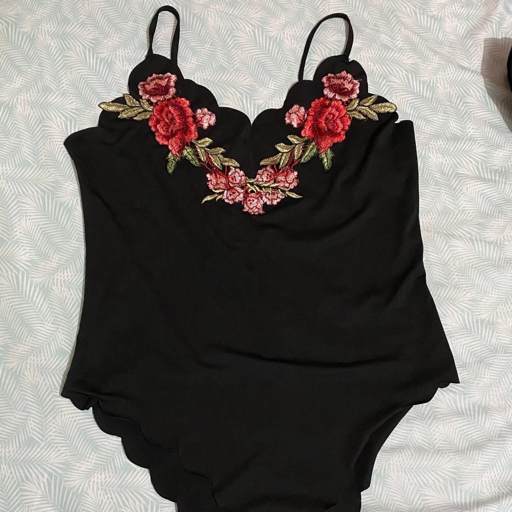 Shein- Plus Floral Embroidered Scallop Cami Bodysuit